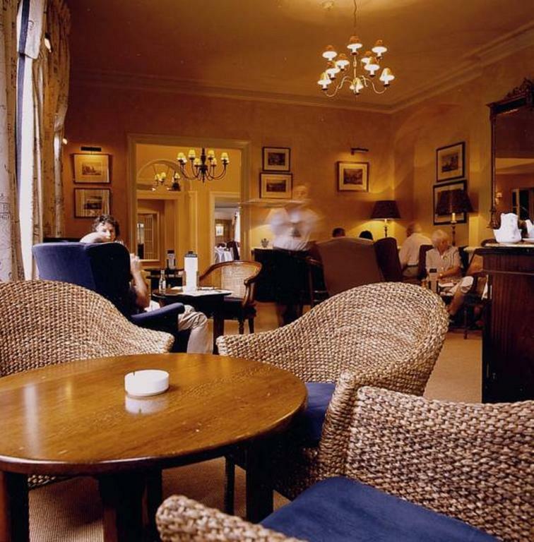 George Hotel By Greene King Inns Huntingdon Eksteriør billede
